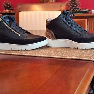 Women's Naturalizer Ankle Shoes Black Leather and Suede With Leopard trim